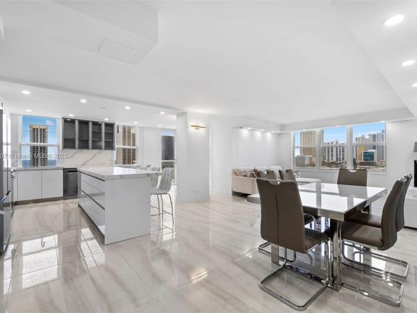 230 174th St, Unit 1119, Sunny Isles Beach, FL 33160