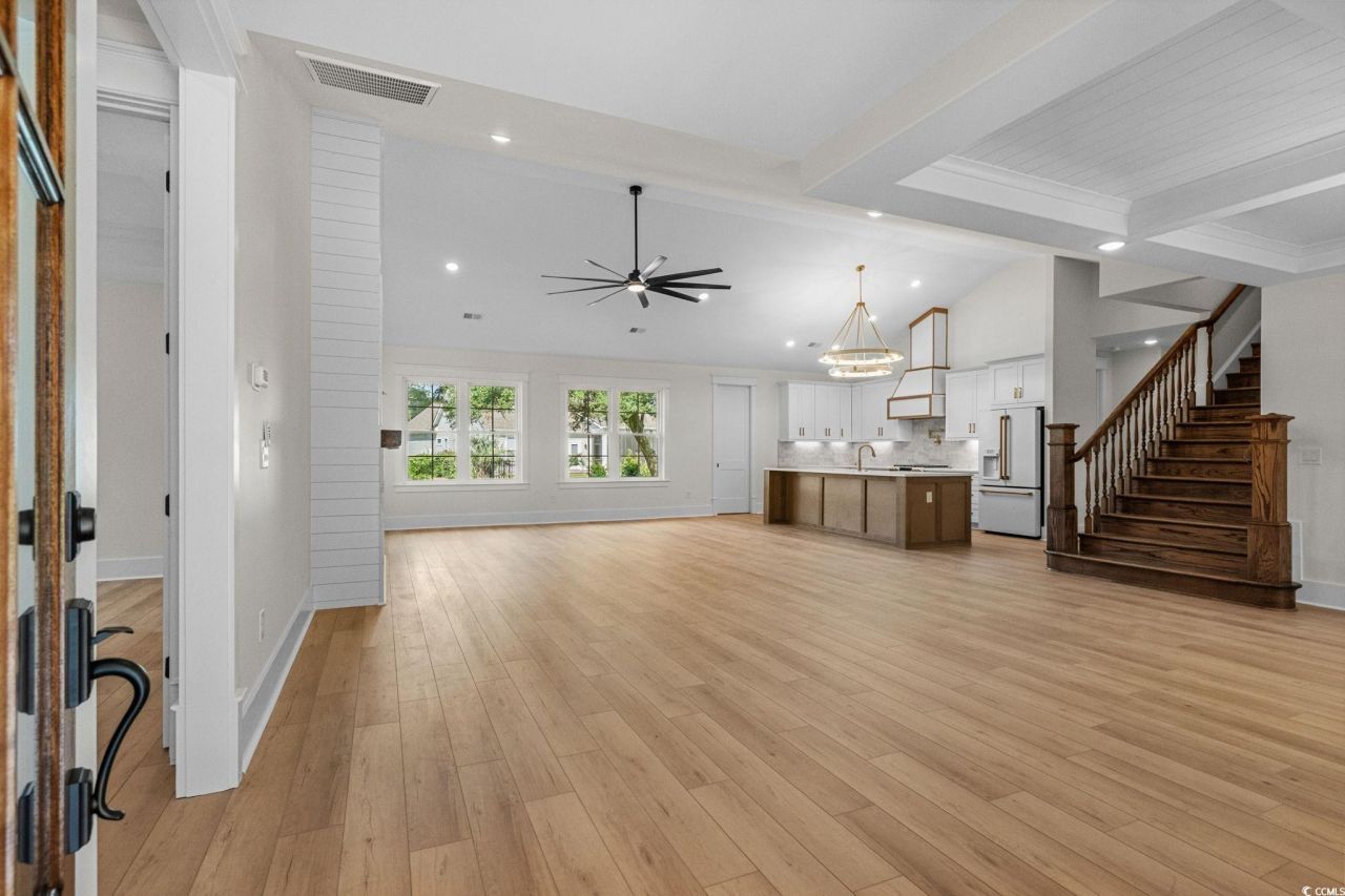 287 All Saints Loop Photo 12