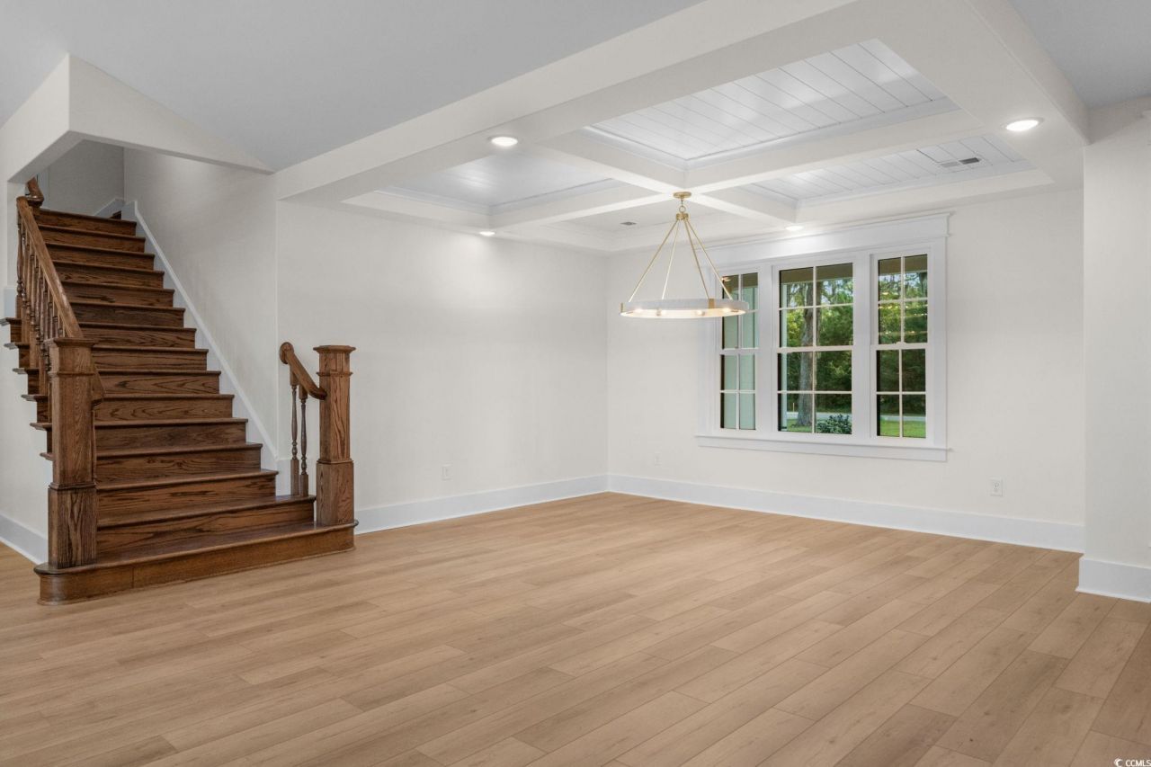 287 All Saints Loop Photo 14