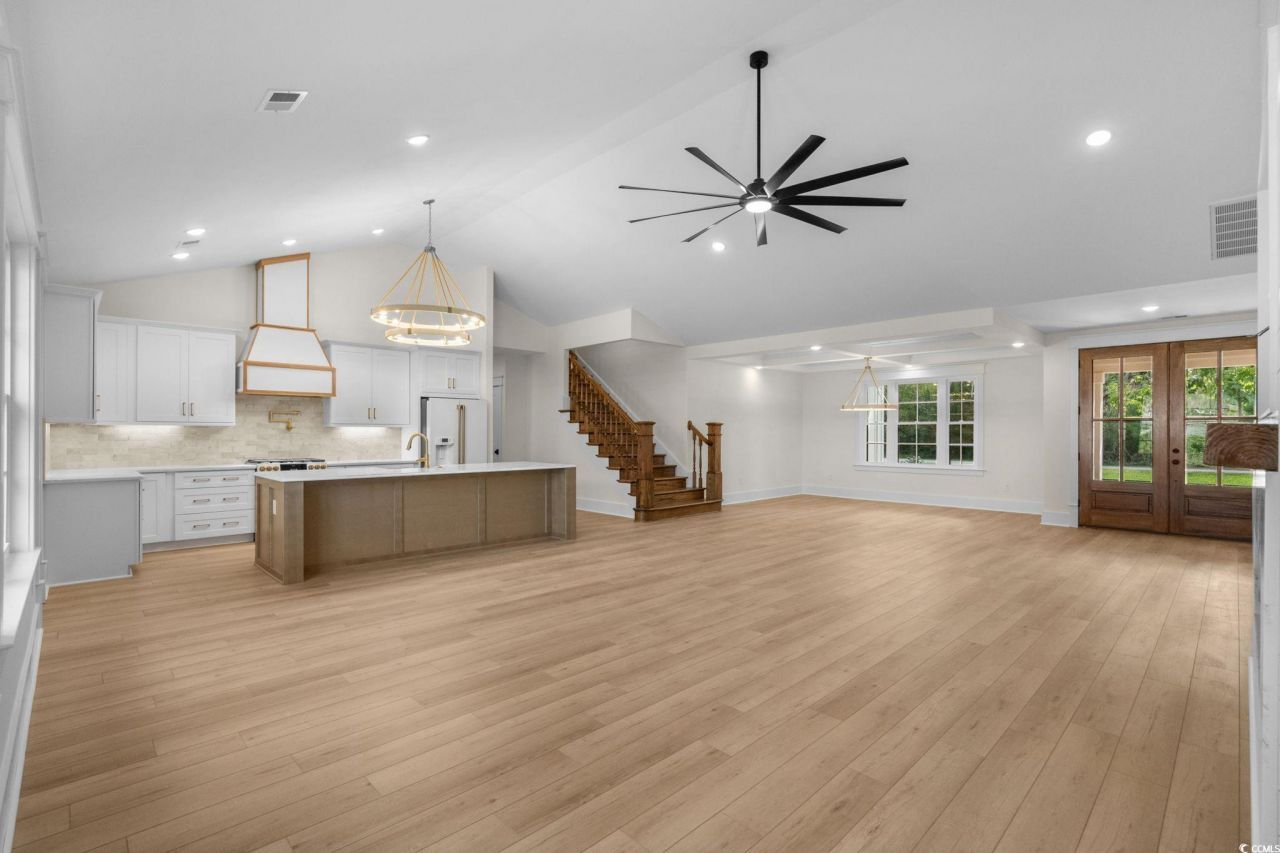 287 All Saints Loop Photo 18