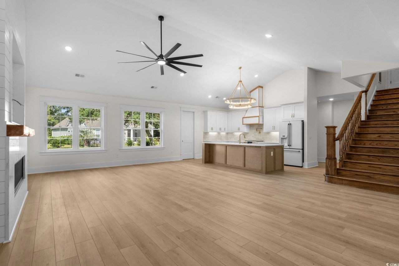 287 All Saints Loop Photo 20