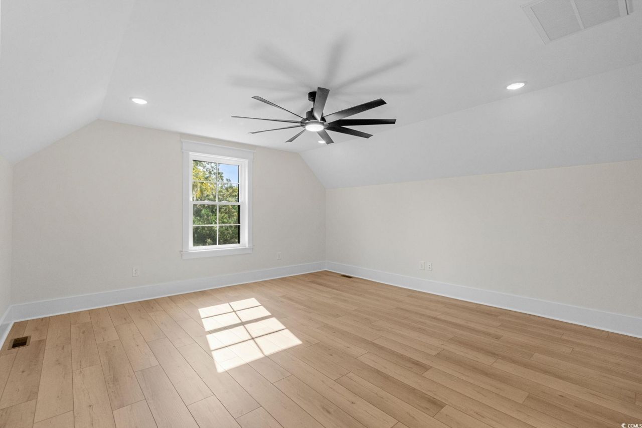 287 All Saints Loop Photo 35