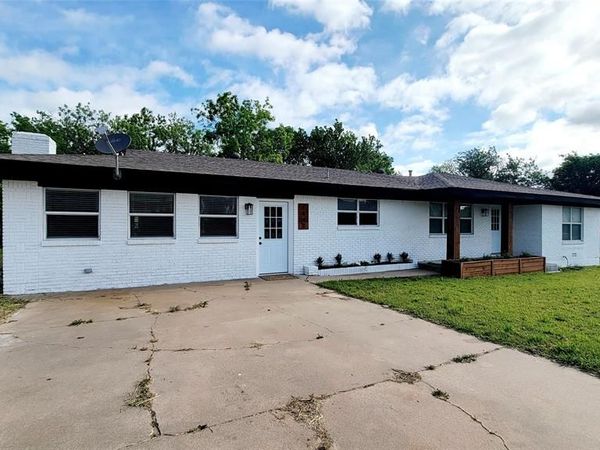 1447 W Lingleville Road, Stephenville, TX 76401