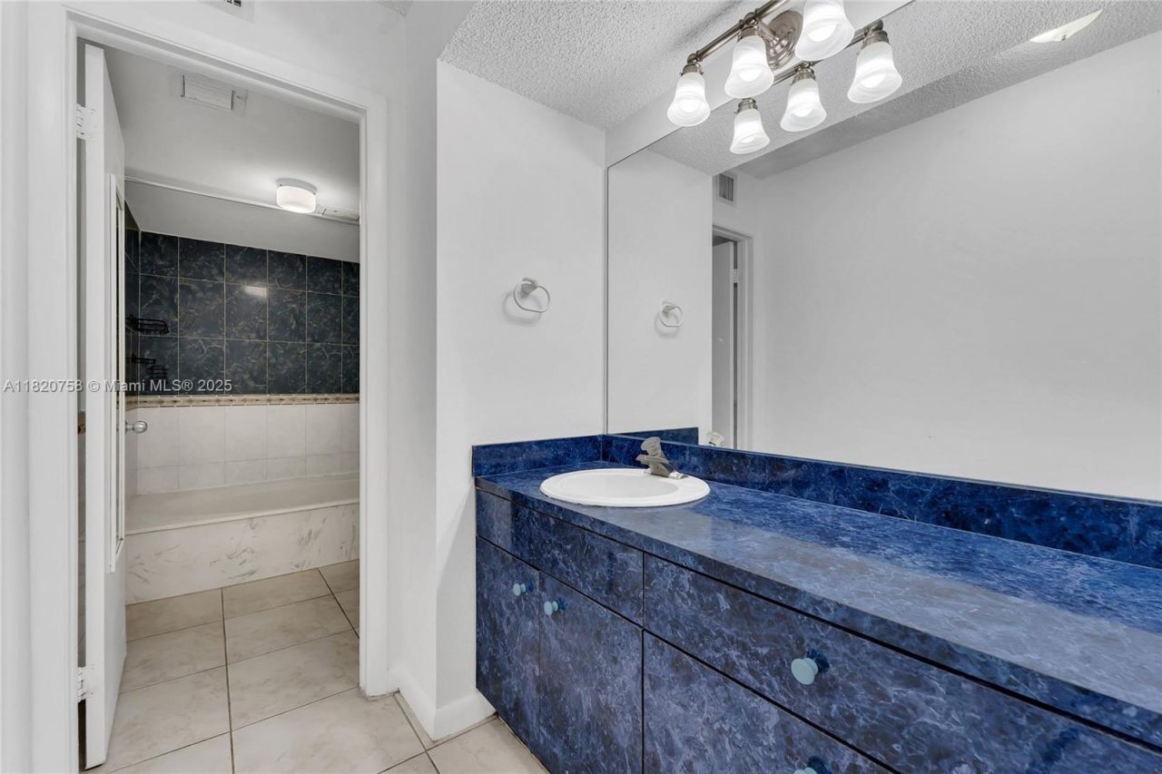 14388 SW 96th Ln, Miami, FL 33186 Photo