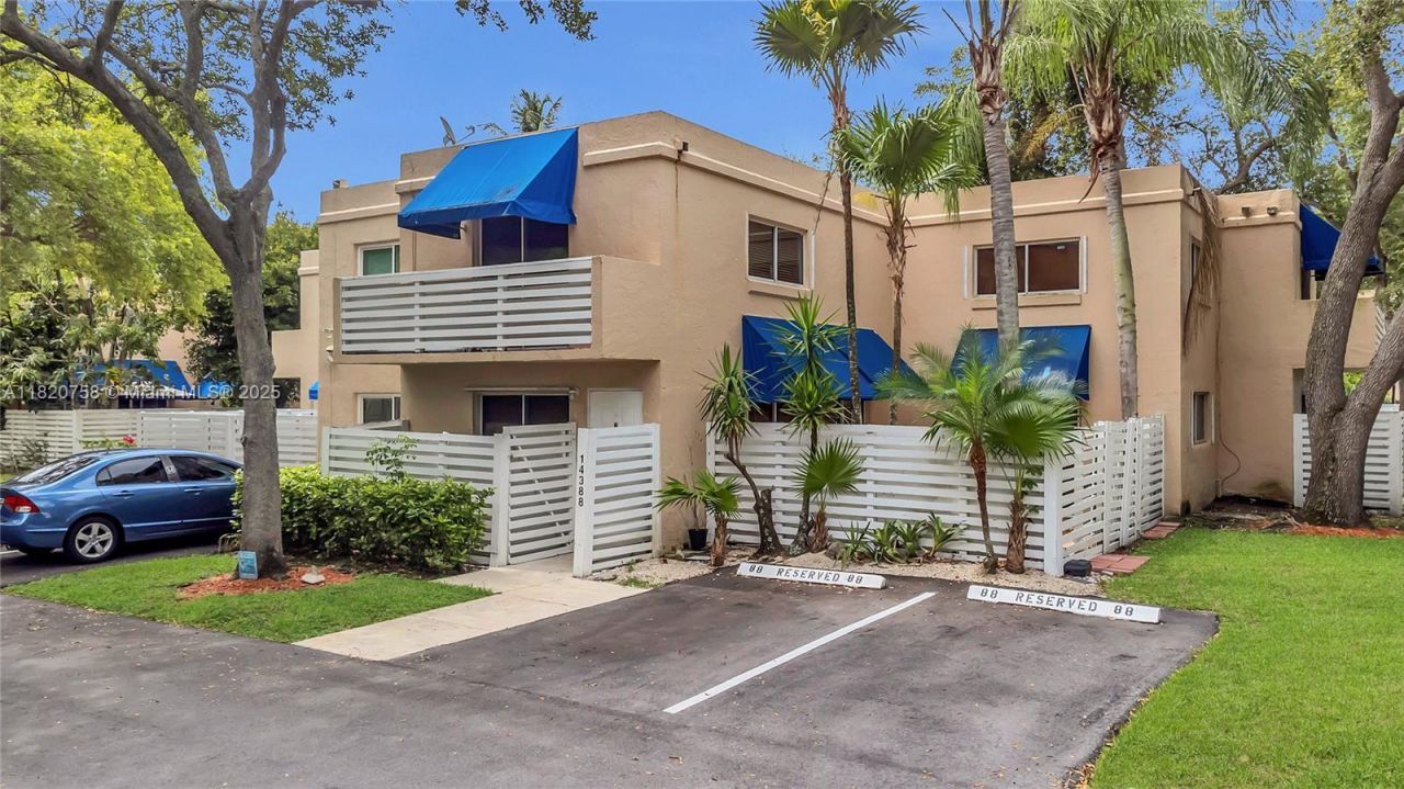 14388 SW 96th Ln, Miami, FL 33186 Photo