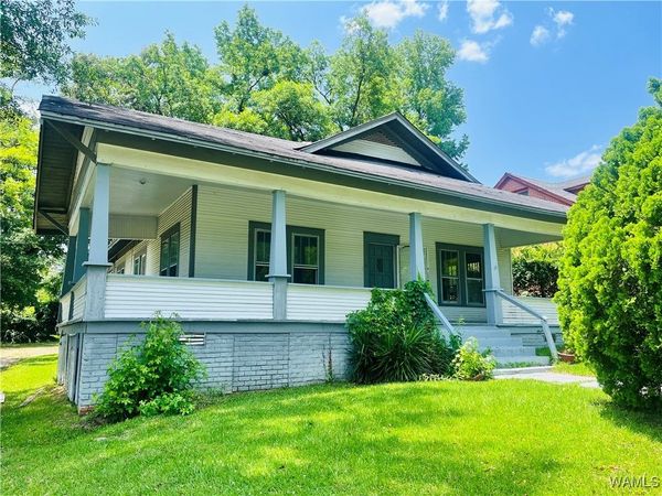 407 N College Street, York, AL 36925