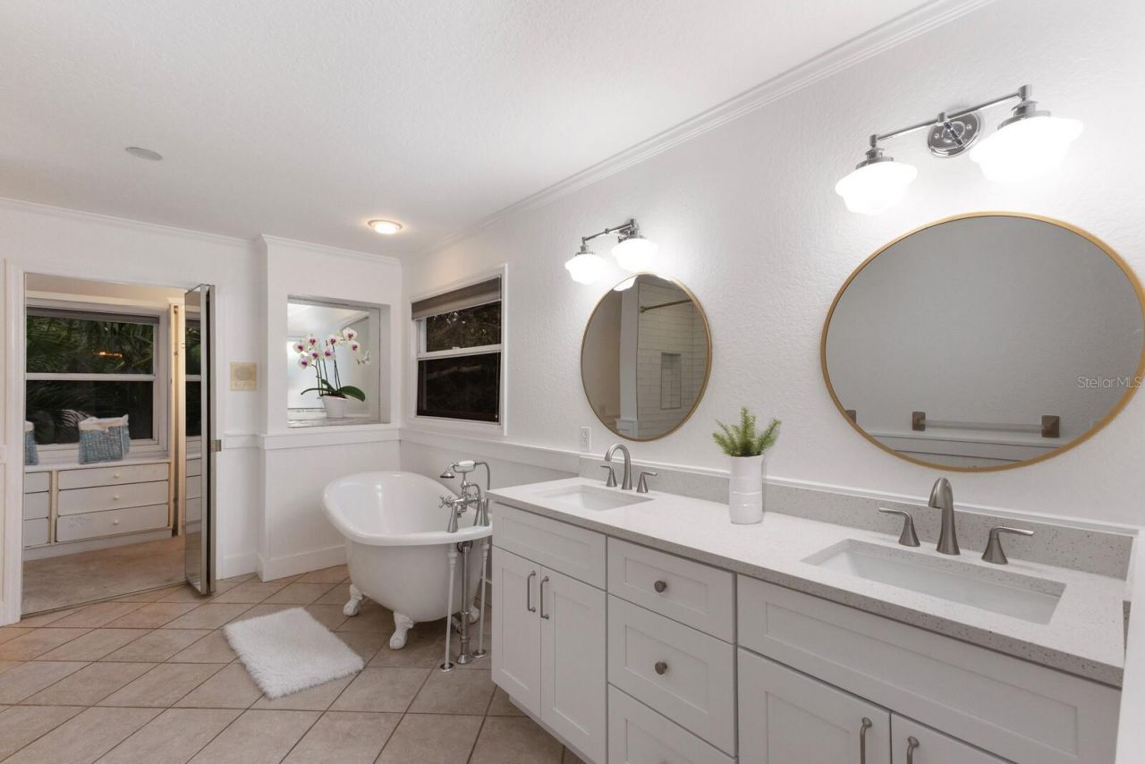 9122 16th Avenue Circle Nw, Bradenton, FL 34209 Photo