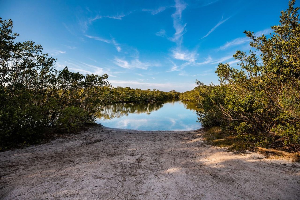 9122 16th Avenue Circle Nw, Bradenton, FL 34209 Photo