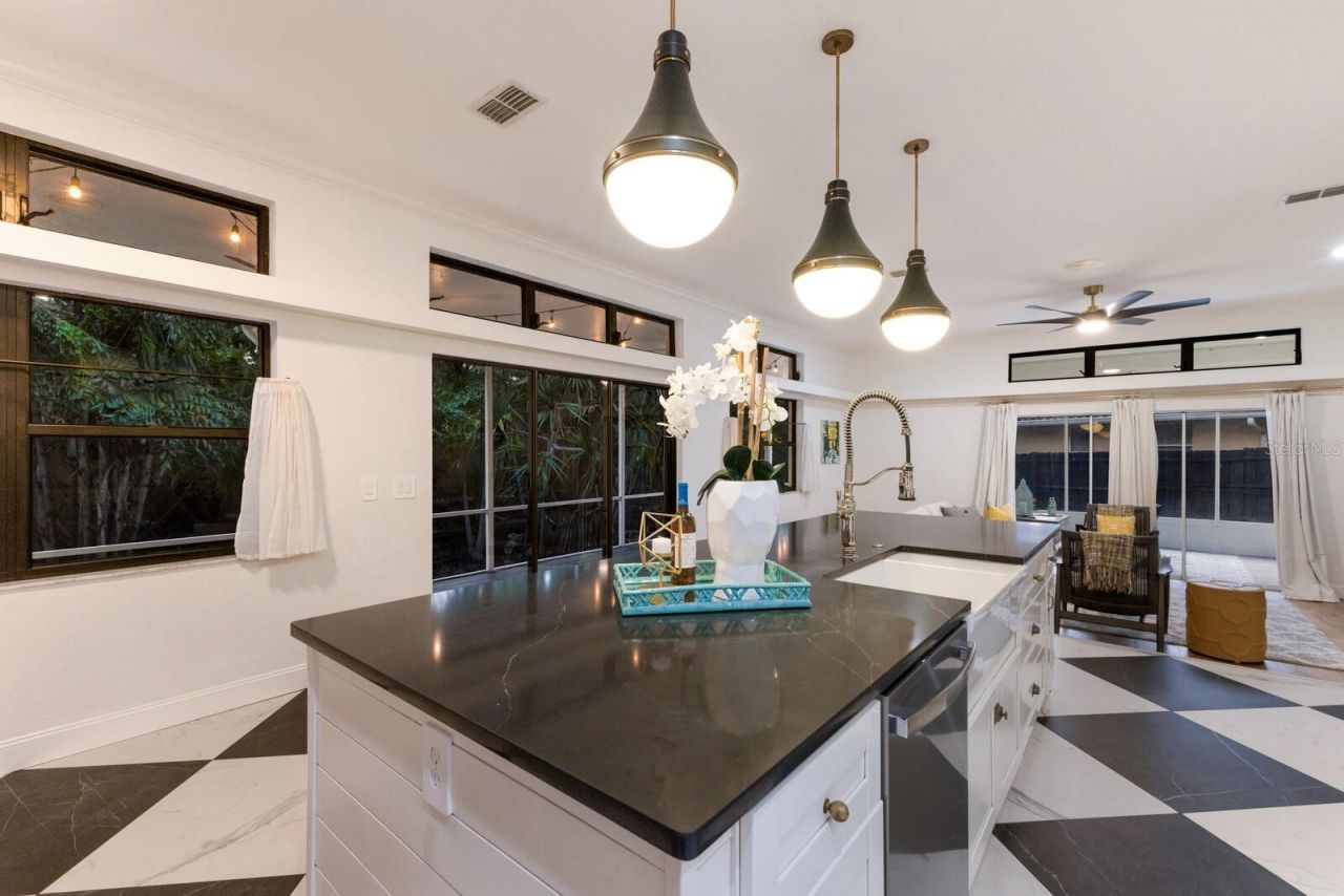 9122 16th Avenue Circle Nw, Bradenton, FL 34209 Photo