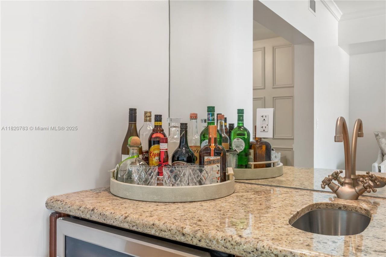 17875 Collins Ave, Unit 3404, Sunny Isles Beach, FL 33160 Photo