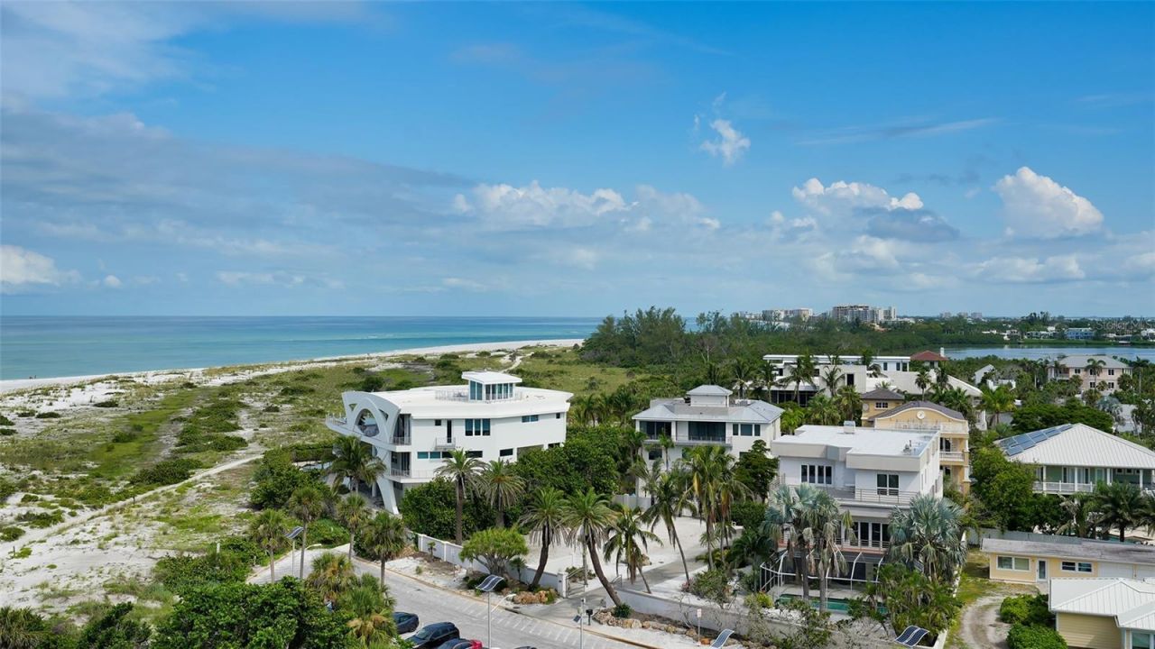 1 Benjamin Franklin Drive, Unit 91, Sarasota, FL 34236 Photo