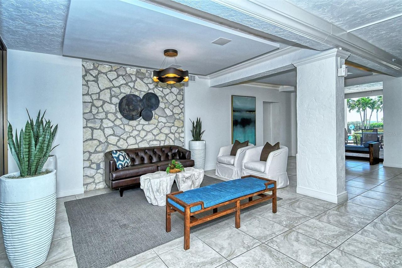 1 Benjamin Franklin Drive, Unit 91, Sarasota, FL 34236 Photo