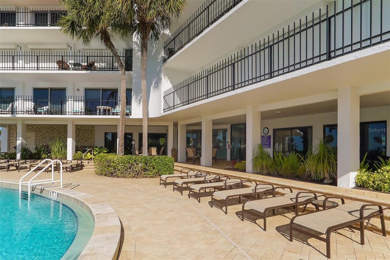 1 Benjamin Franklin Drive, Unit 91, Sarasota, FL 34236 Photo