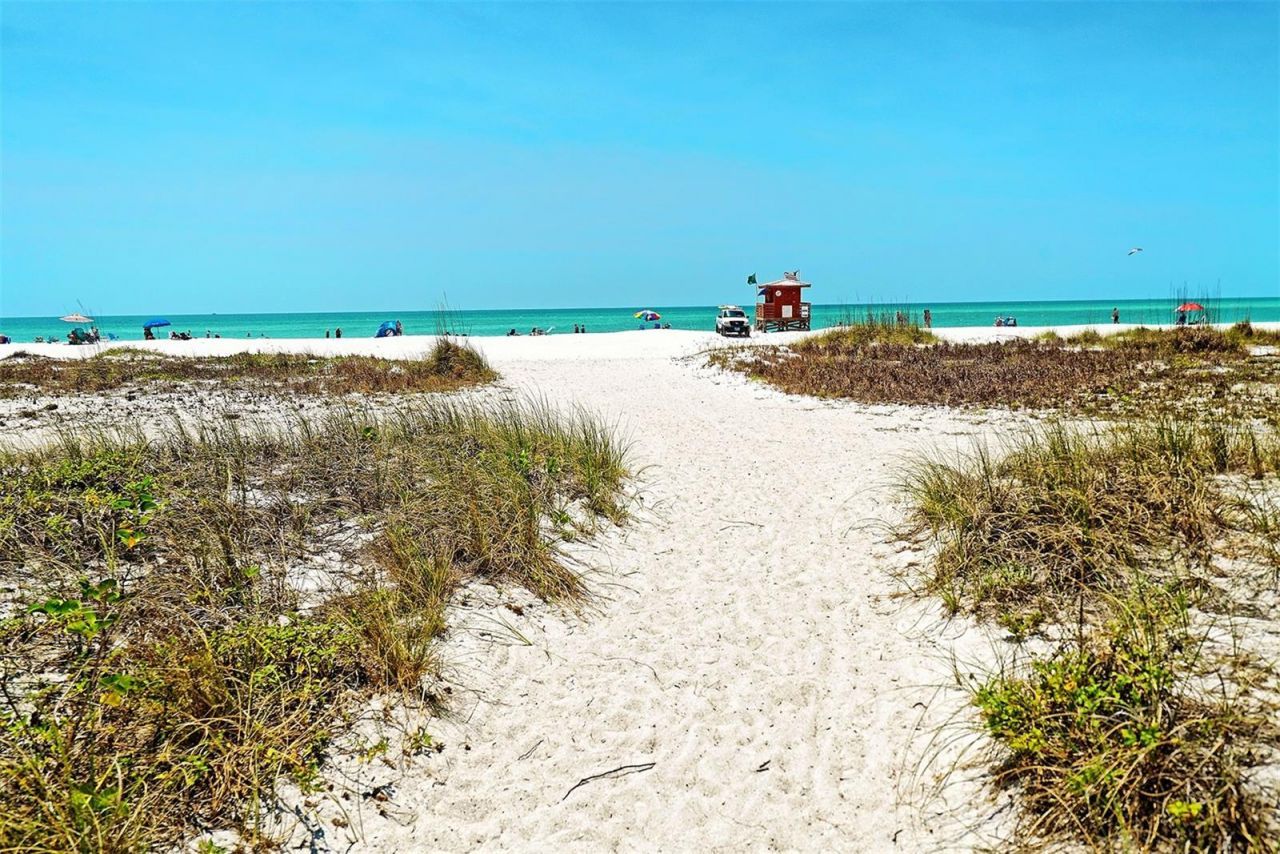 1 Benjamin Franklin Drive, Unit 91, Sarasota, FL 34236 Photo