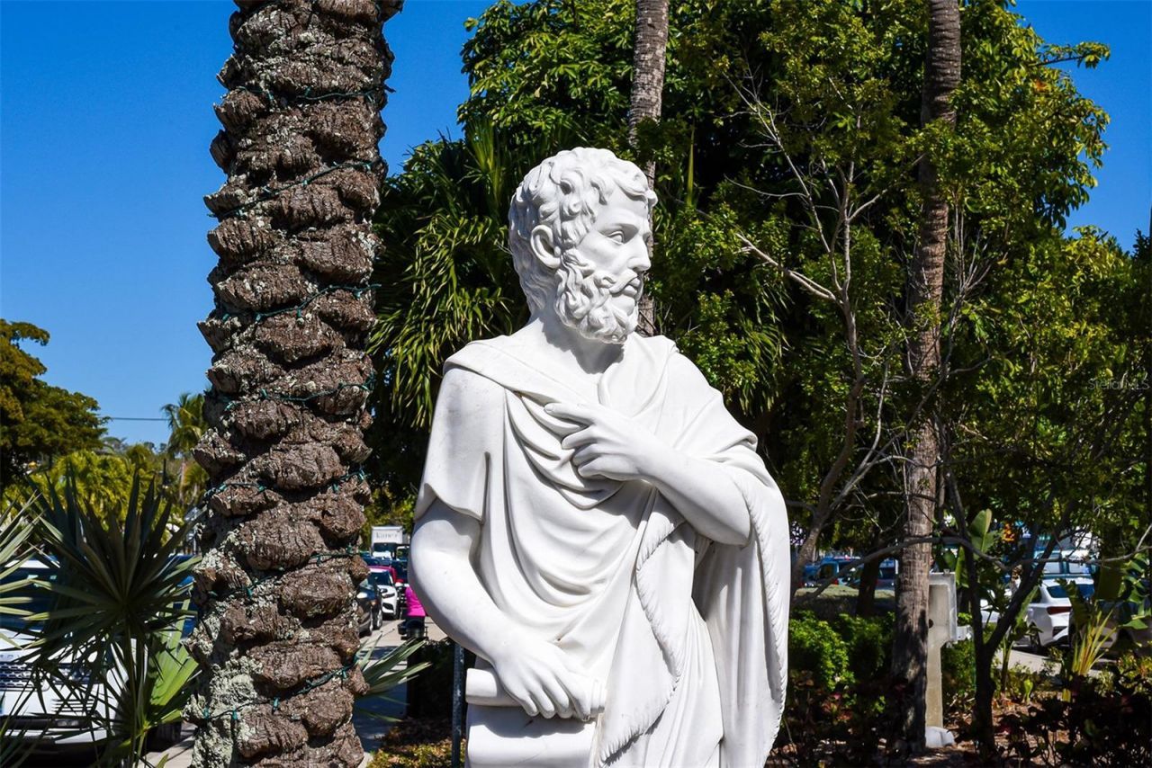 1 Benjamin Franklin Drive, Unit 91, Sarasota, FL 34236 Photo