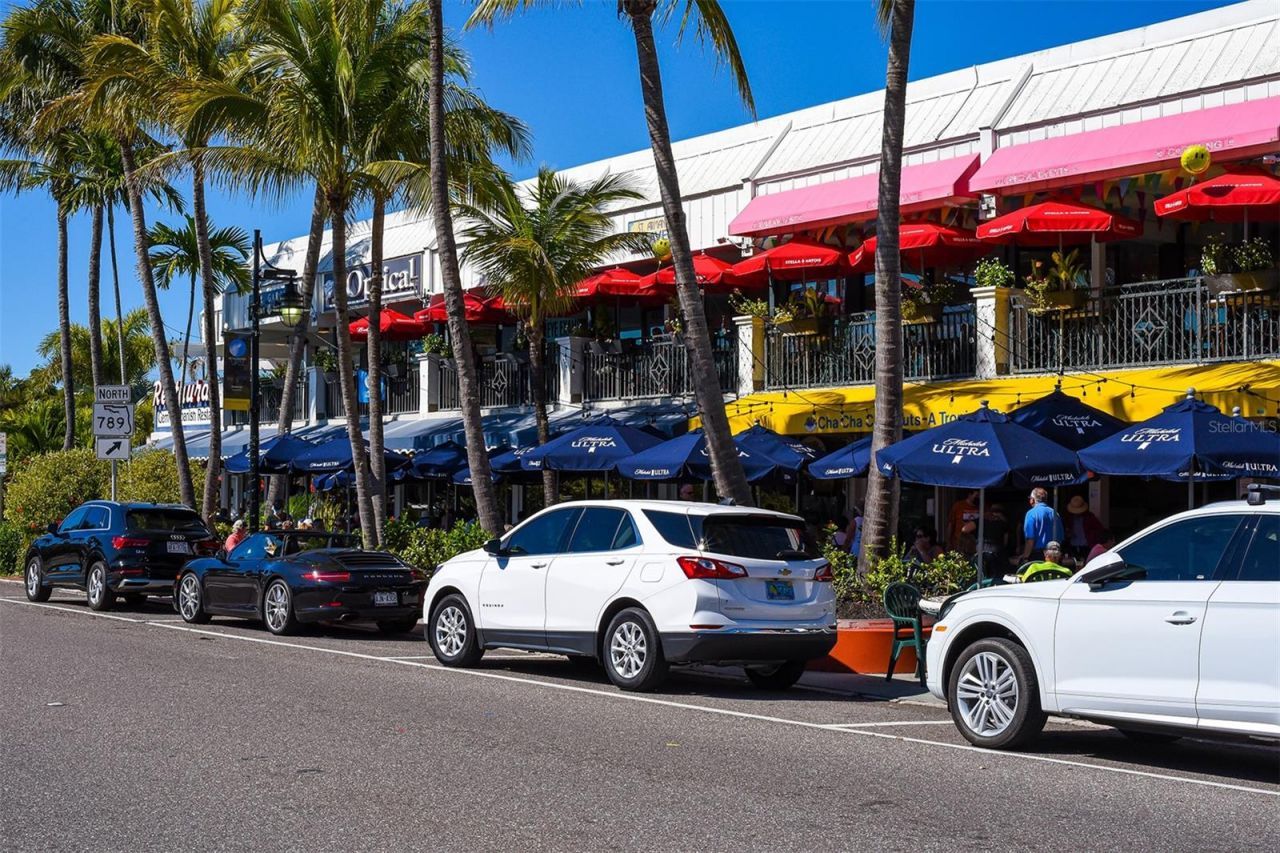 1 Benjamin Franklin Drive, Unit 91, Sarasota, FL 34236 Photo