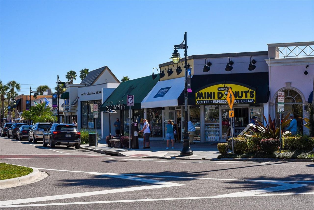 1 Benjamin Franklin Drive, Unit 91, Sarasota, FL 34236 Photo