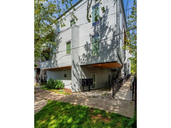 4620 N MARYLAND AVE, Portland, OR 97217