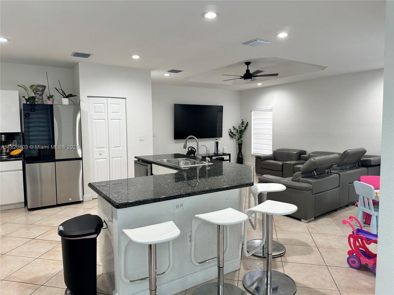 10873 NW 71st St, Doral, FL 33178 Photo