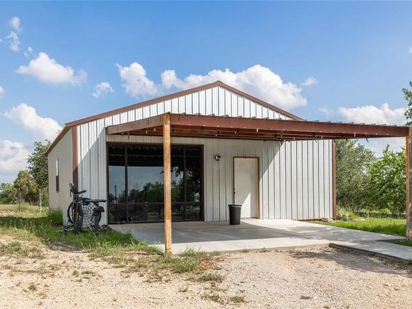 1502 Avenue B, Santa Anna, TX 76878