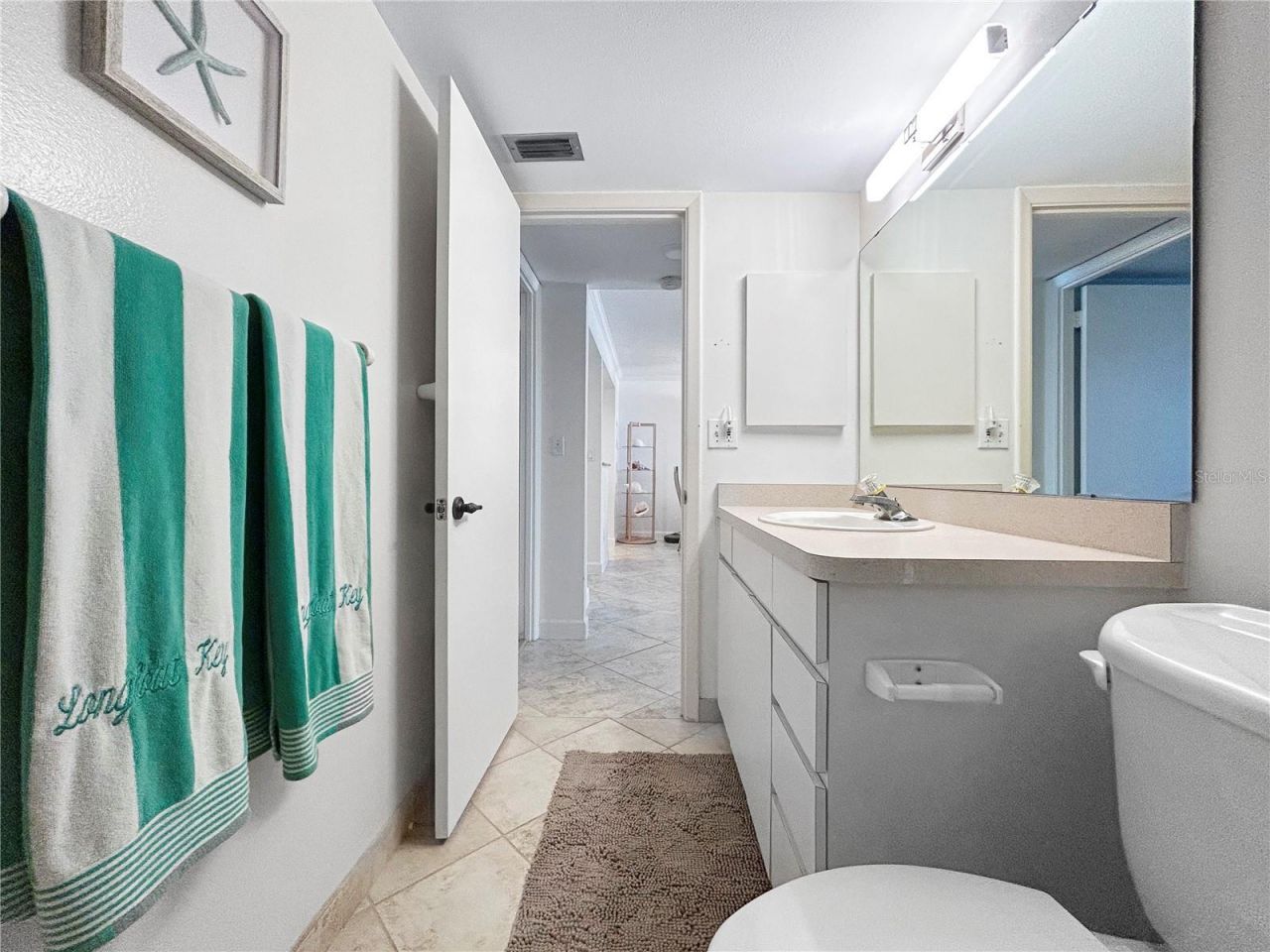4325 Gulf Of Mexico Drive, Unit 305, Longboat Key, FL 34228 Photo