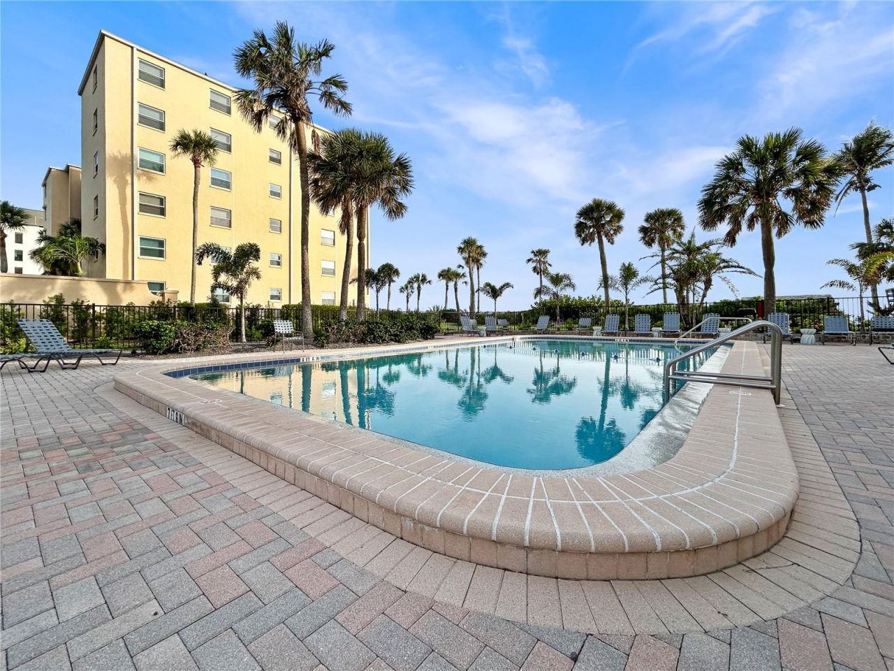 4325 Gulf Of Mexico Drive, Unit 305, Longboat Key, FL 34228 Photo