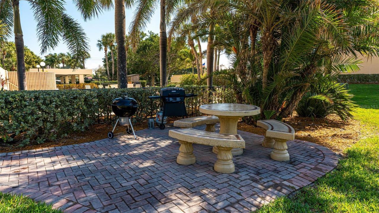 4325 Gulf Of Mexico Drive, Unit 305, Longboat Key, FL 34228 Photo