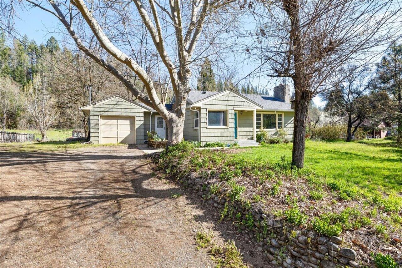 26877 Highway 62, Trail, OR 97541 Main Photo