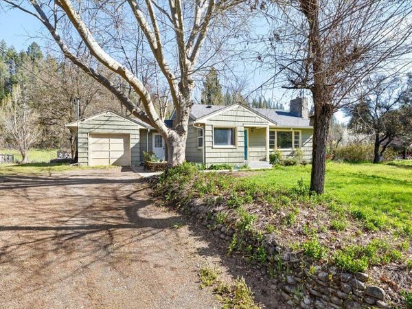 26877 Highway 62, Trail, OR 97541