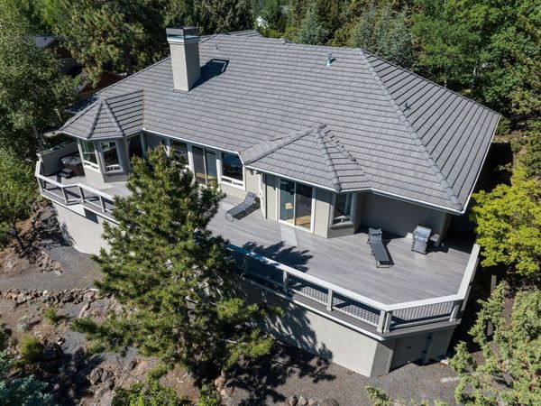 1166 NW Redfield Circle, Bend, OR 97703