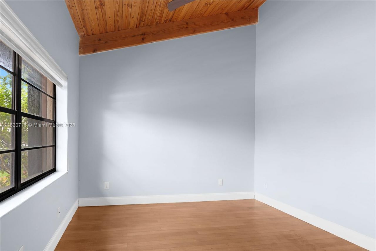 2627 S Parkview Dr, Unit 2627, Hallandale Beach, FL 33009 Photo