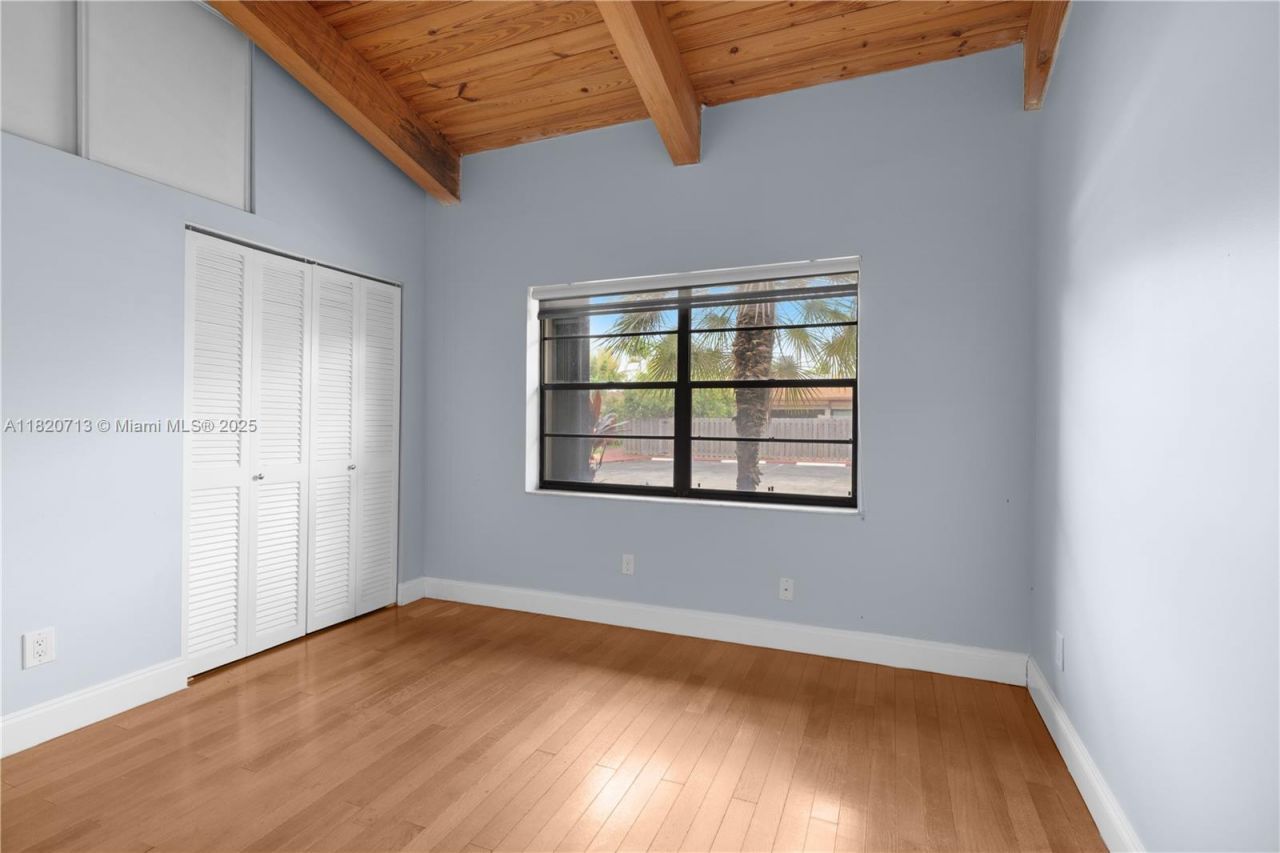 2627 S Parkview Dr, Unit 2627, Hallandale Beach, FL 33009 Photo