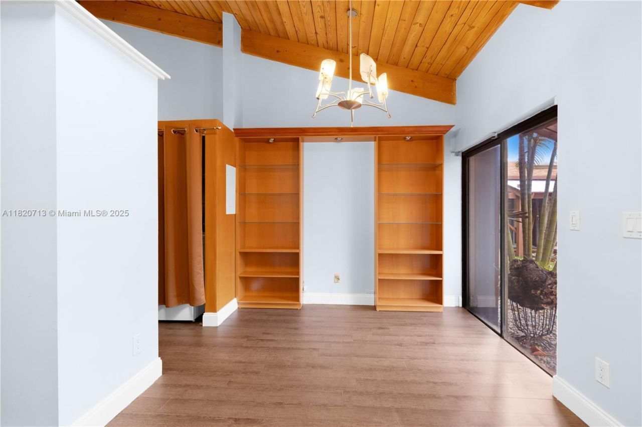 2627 S Parkview Dr, Unit 2627, Hallandale Beach, FL 33009 Photo