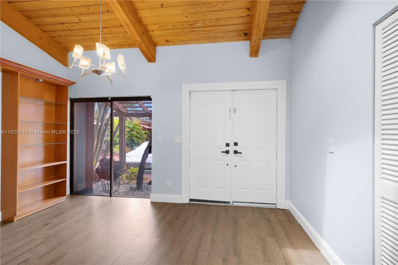 2627 S Parkview Dr, Unit 2627, Hallandale Beach, FL 33009 Photo