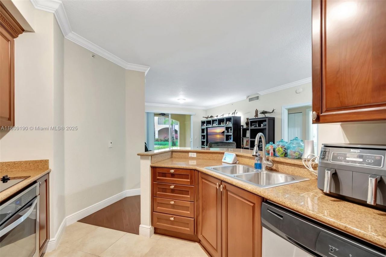 3114 Renaissance Way, Unit 114, Boynton Beach, FL 33426 Photo