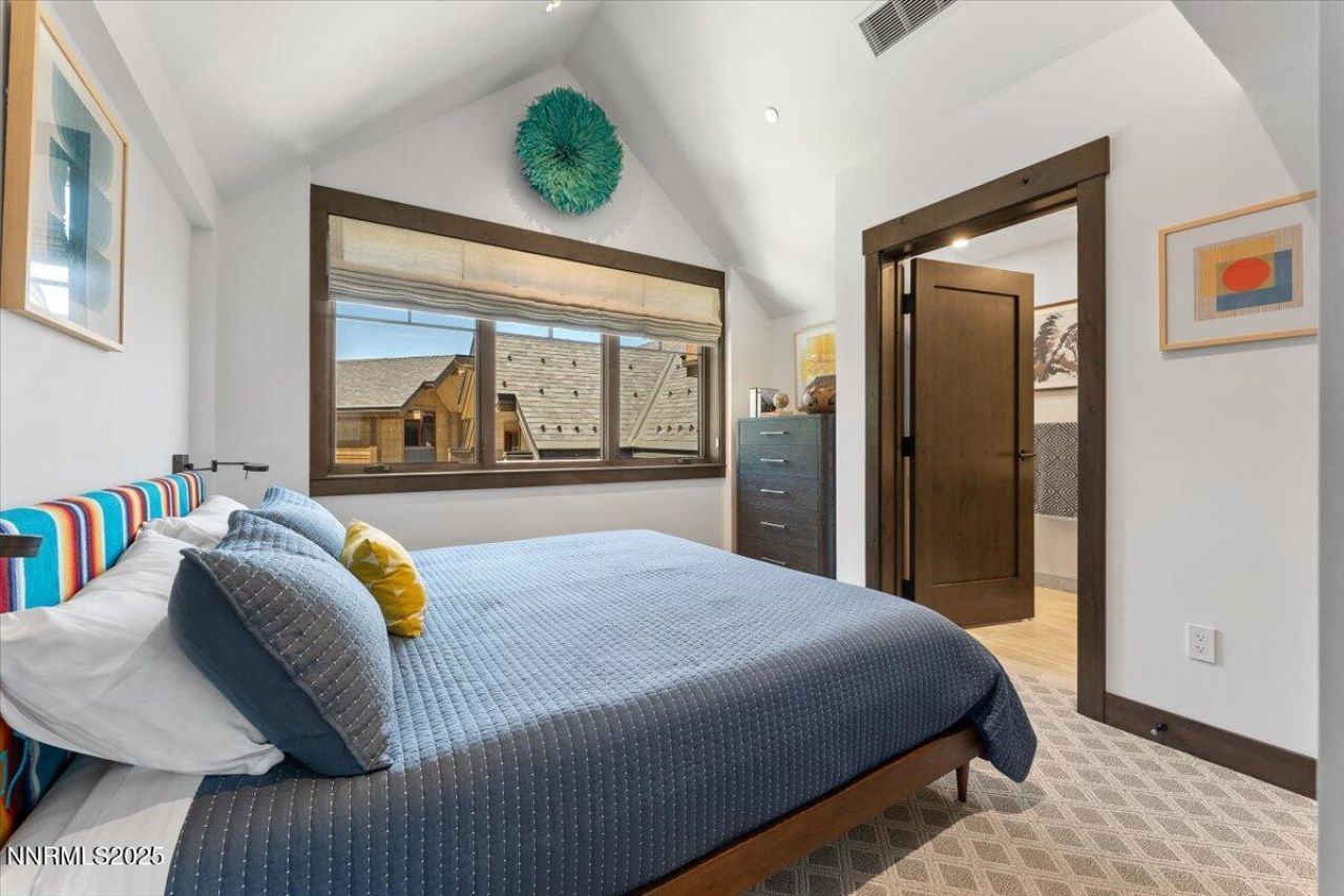 33 Beach Club Drive, Unit 506, Stateline, NV 89449 Photo