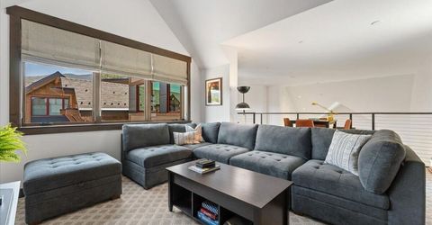 33 Beach Club Drive, Unit 506, Stateline, NV 89449 Photo