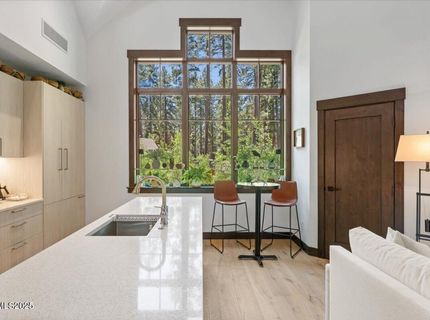 33 Beach Club Drive, Unit 506, Stateline, NV 89449 Photo