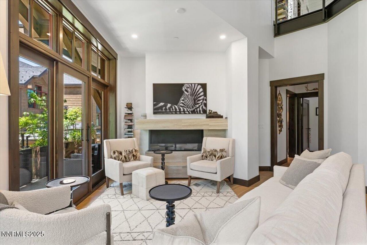 33 Beach Club Drive, Unit 506, Stateline, NV 89449 Photo