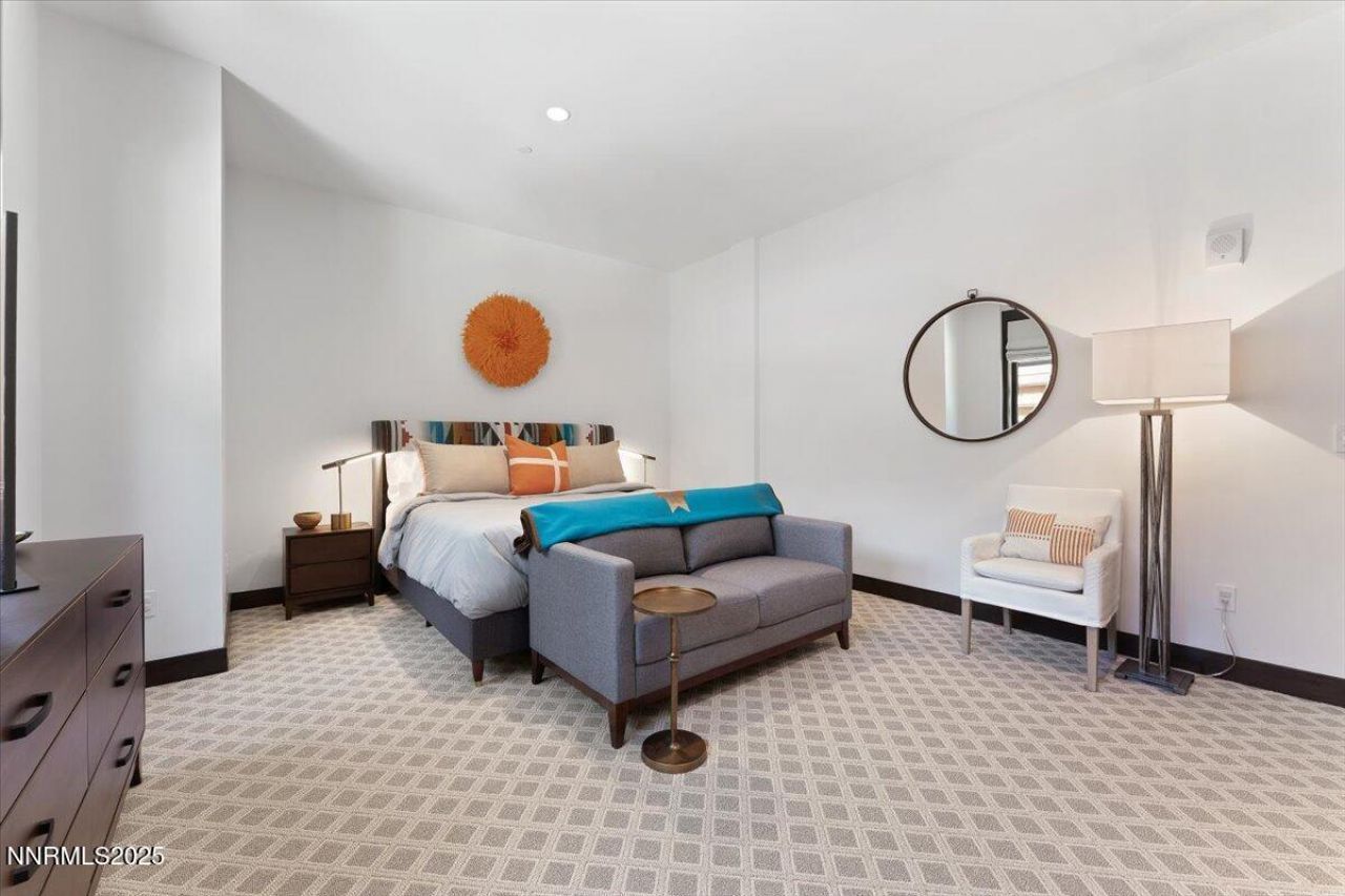 33 Beach Club Drive, Unit 506, Stateline, NV 89449 Photo