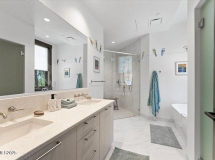 33 Beach Club Drive, Unit 506, Stateline, NV 89449 Photo