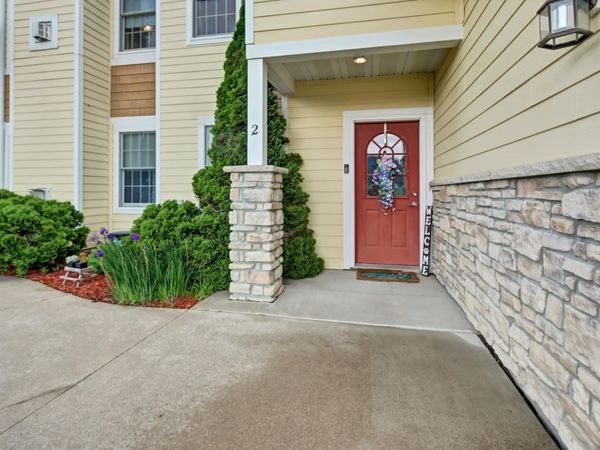 755 Hickory Way, Unit 2, Lake City, MN 55041