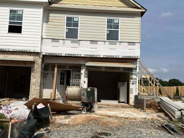 49 Creekside Commons Drive, Hoschton, GA 30548