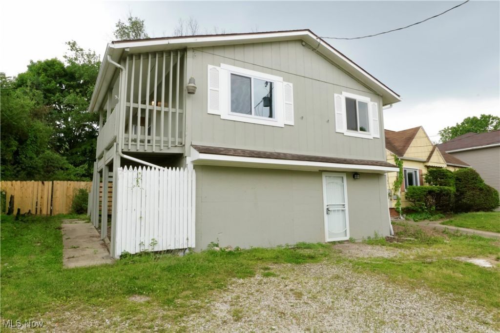 2382 Mogadore Road, Akron, OH 44312 Main Photo