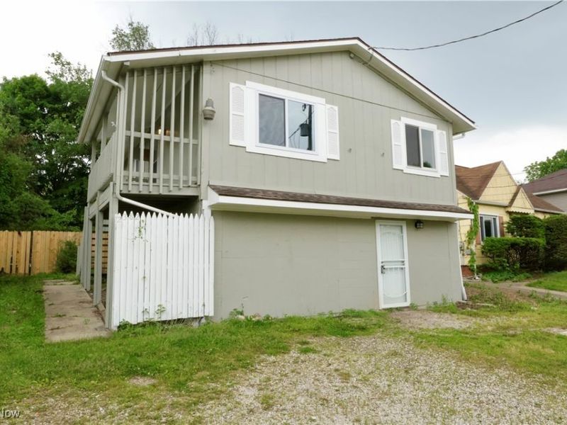 2382 Mogadore Road, Akron, OH 44312 Photo 1