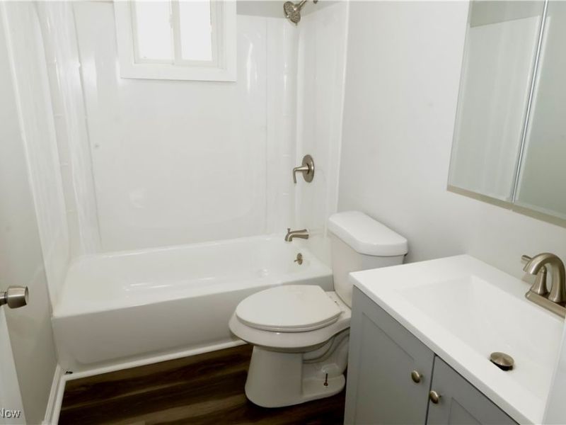 2382 Mogadore Road, Akron, OH 44312 Photo 11