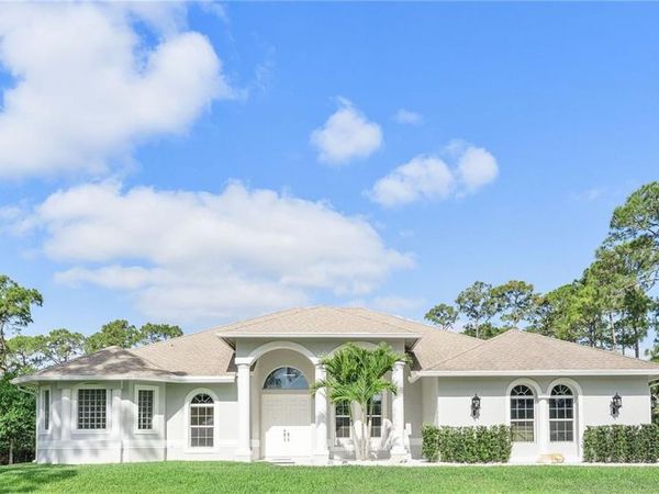 17038 N 61st Pl N, Loxahatchee, FL 33470