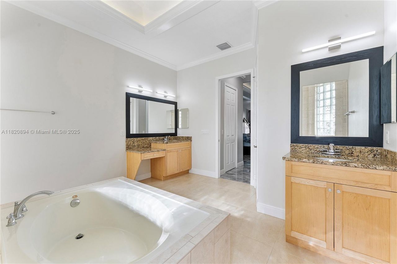 17038 N 61st Pl N, Loxahatchee, FL 33470 Photo