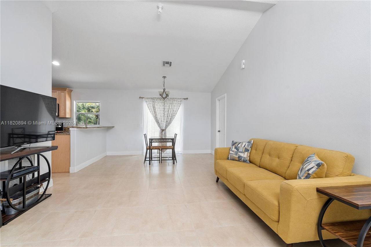 17038 N 61st Pl N, Loxahatchee, FL 33470 Photo