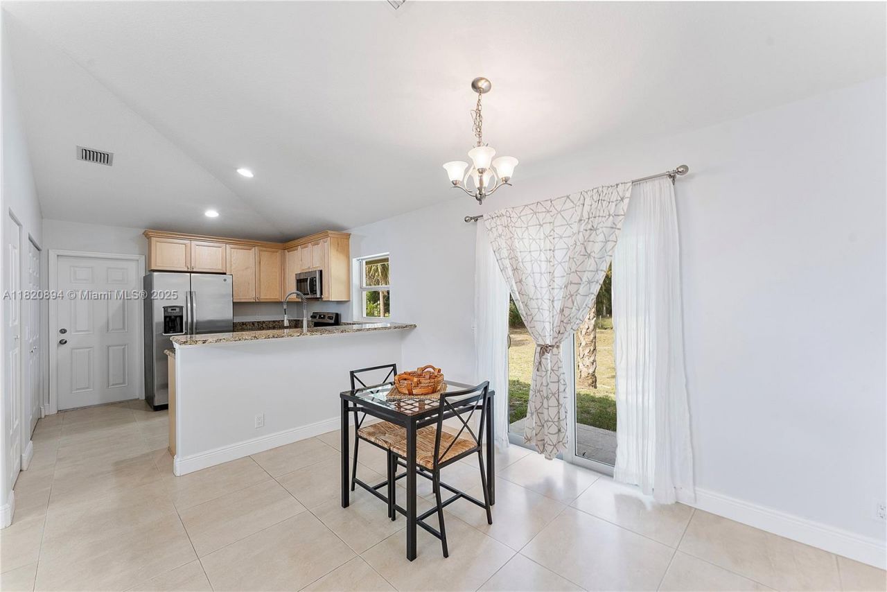 17038 N 61st Pl N, Loxahatchee, FL 33470 Photo